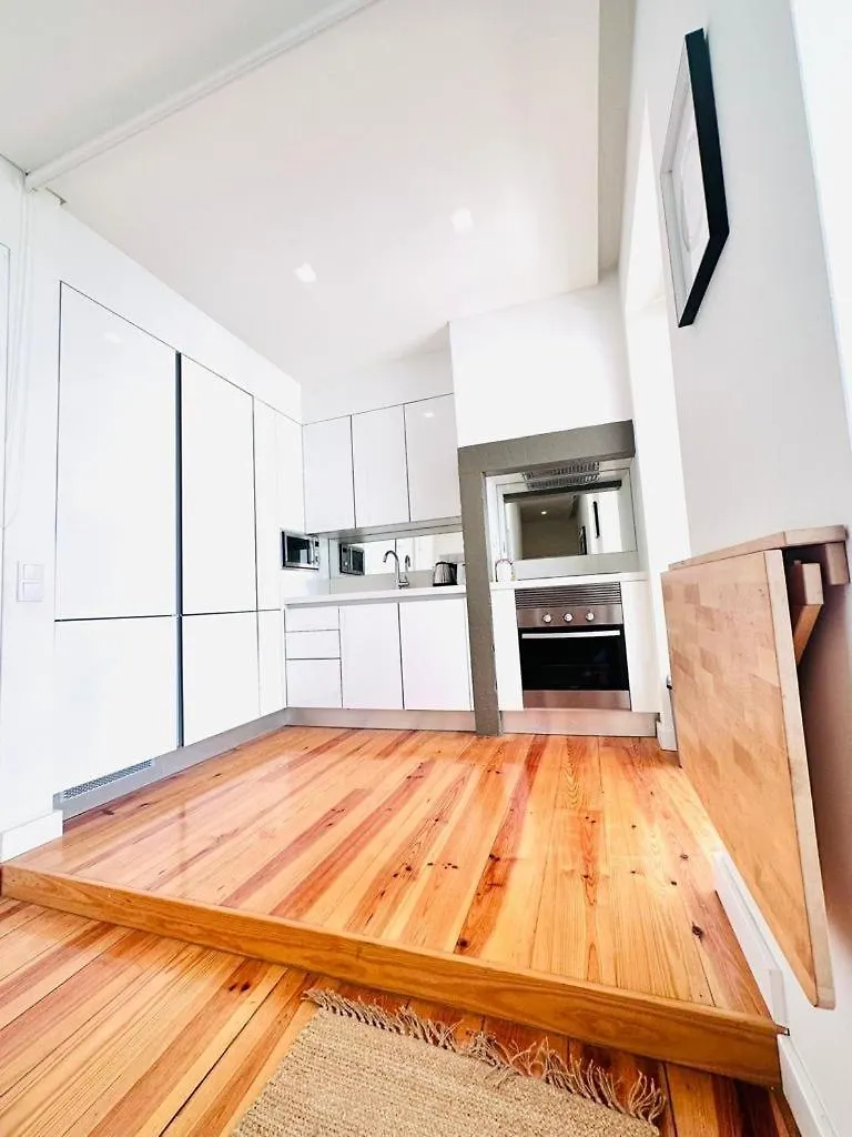 The Saraiva House - No 1E - Beautiful Two-Bedroom Apartment Lisbon 0*,  Portugal
